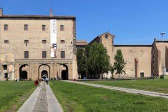 Palazzo della pilotta a parma