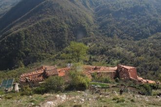 Rocca di lucchio e panorama della val di lima