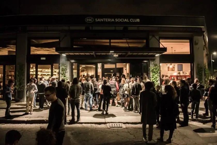 Ingresso di santeria toscana 31 a milano