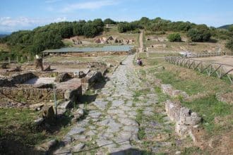 Parco archeologico di roselle, visita agli scavi della cattedrale medievale il 18 settembre 2026