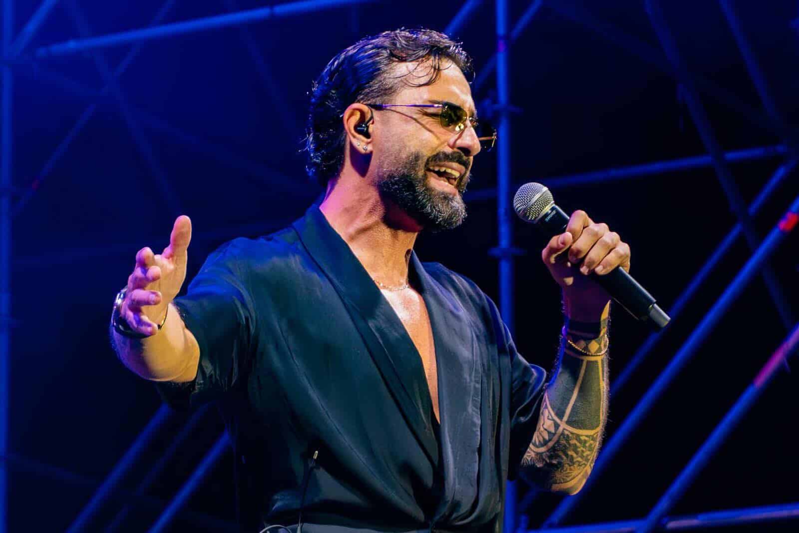 Una serata di stelle per pupi a napoli: orario, biglietti e ospiti Rosario miraggio, tra gli ospiti di una serata di stelle per pupi a napoli
