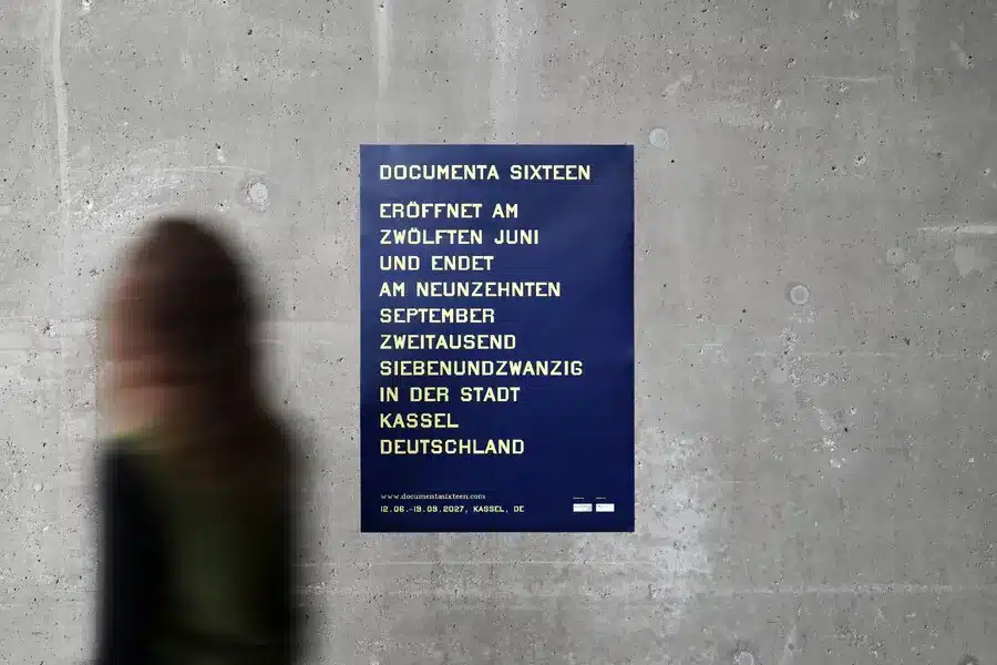 Manifesto ufficiale di documenta 16 a kassel con le date 12 giugno - 19 settembre 2027