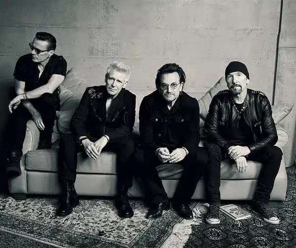 Gli u2 in una fotografia promozionale del gruppo